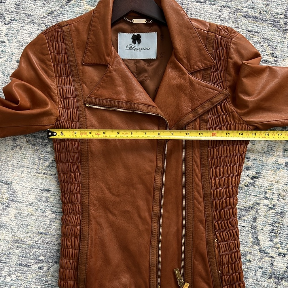 Blumarine leather jacket  size I42 - Picture 4 of 5